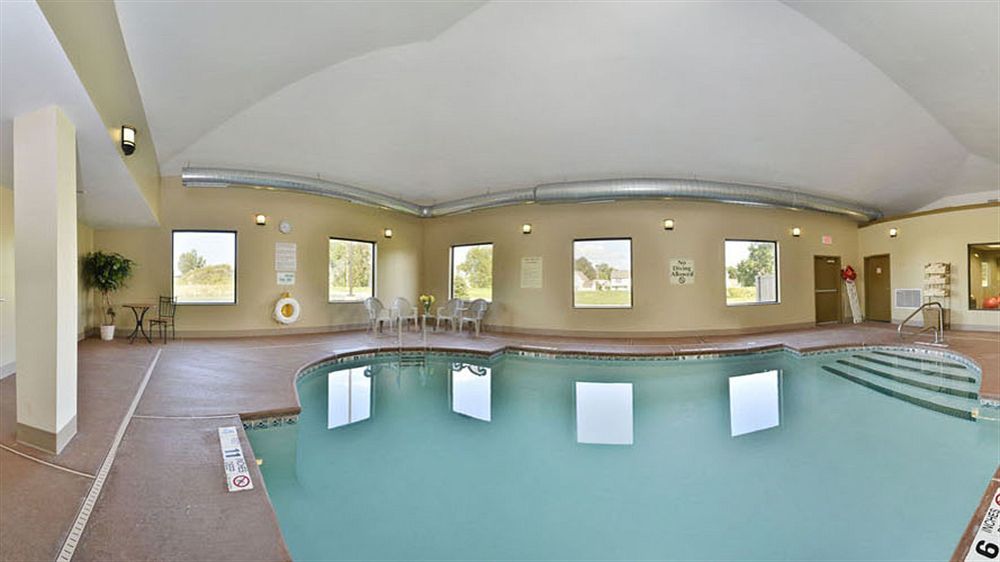 La Quinta By Wyndham Lackawanna Exterior photo
