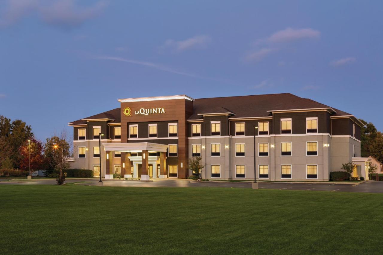 La Quinta By Wyndham Lackawanna Exterior photo